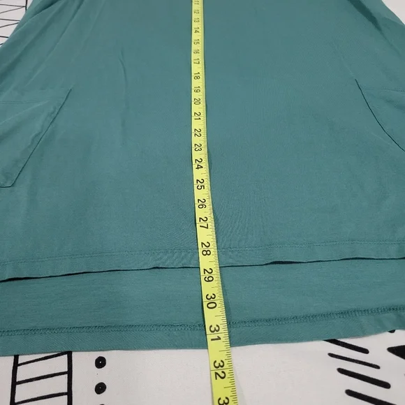 LOGO Lori Goldstein Women's Green Knit Pocket Beaded Tunic Top Blouse Boho 1X - Picture 8 of 11